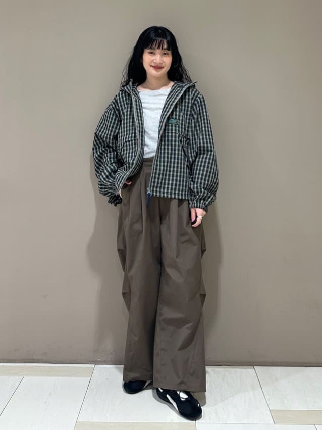 FREAK’S STOREのFIT MAGIC マーベルト タックワイドパンツ/スラックス S/M 全4色を使ったコーディネートを紹介します。｜Rakuten Fashion(楽天ファッション／旧楽天ブランドアベニュー)6910278
