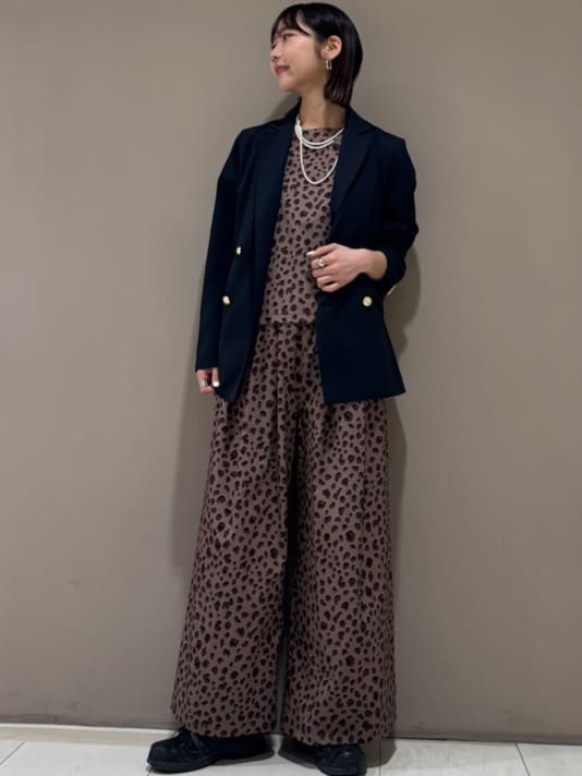 FREAK’S STOREの接触冷感/UVカット LINEN TOUCH ダブルブレストジャケットを使ったコーディネートを紹介します。｜Rakuten Fashion(楽天ファッション／旧楽天ブランドアベニュー)6922054