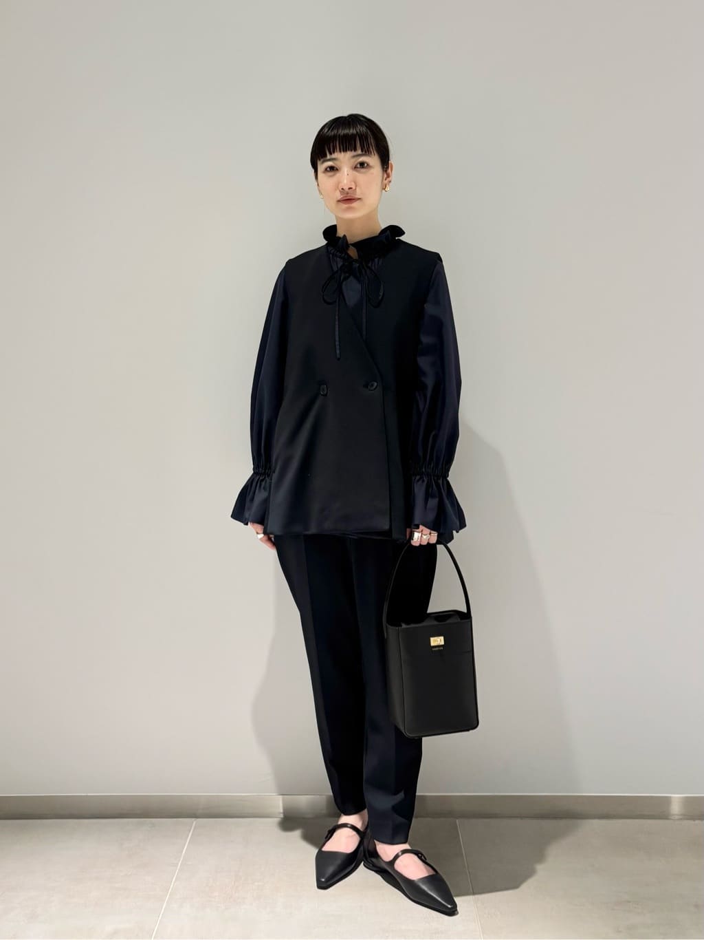 UNITED ARROWS | フリルカラー フレアスリーブ ブラウス | Rakuten
