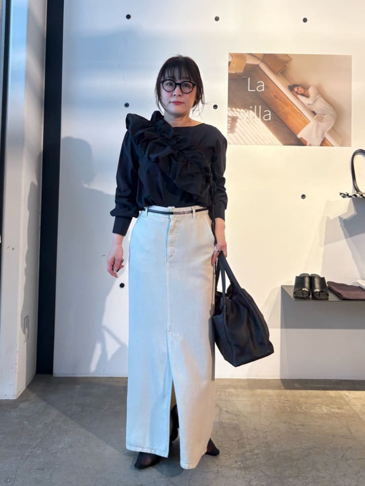 GALLARDAGALANTEの【セットアップ対応】リヨセルスリットスカートを使ったコーディネートを紹介します。｜Rakuten Fashion(楽天ファッション／旧楽天ブランドアベニュー)6924345