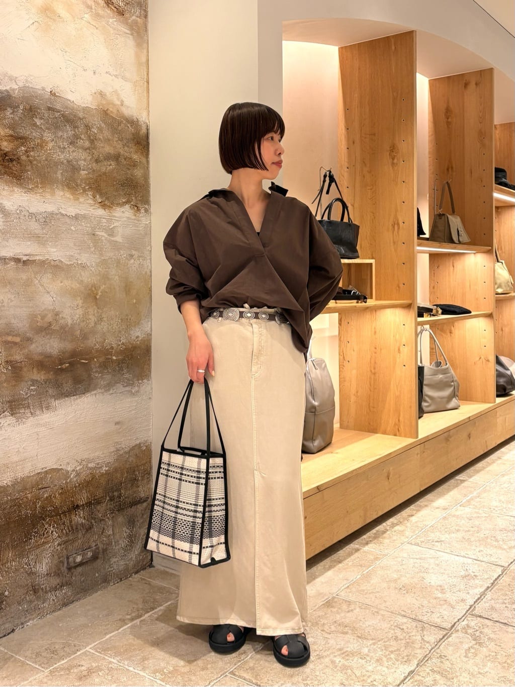 GALLARDAGALANTEのスキッパーシャツを使ったコーディネートを紹介します。｜Rakuten Fashion(楽天ファッション／旧楽天ブランドアベニュー)6924525