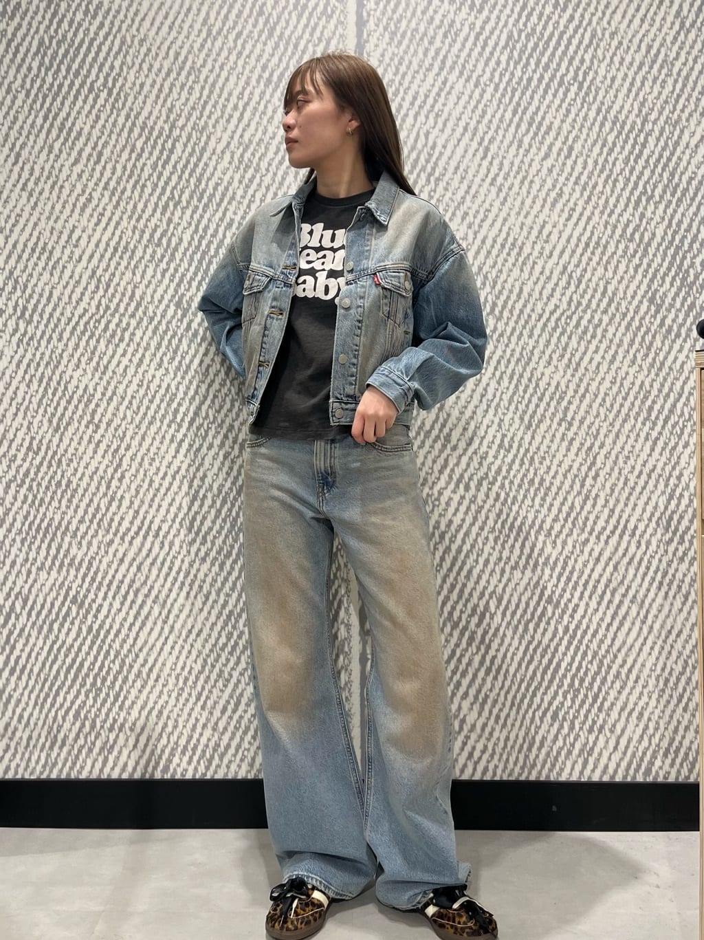 Levi's | ROSE(ロゼ)着用 LOOSE BOOT ジーンズ ライトインディゴ