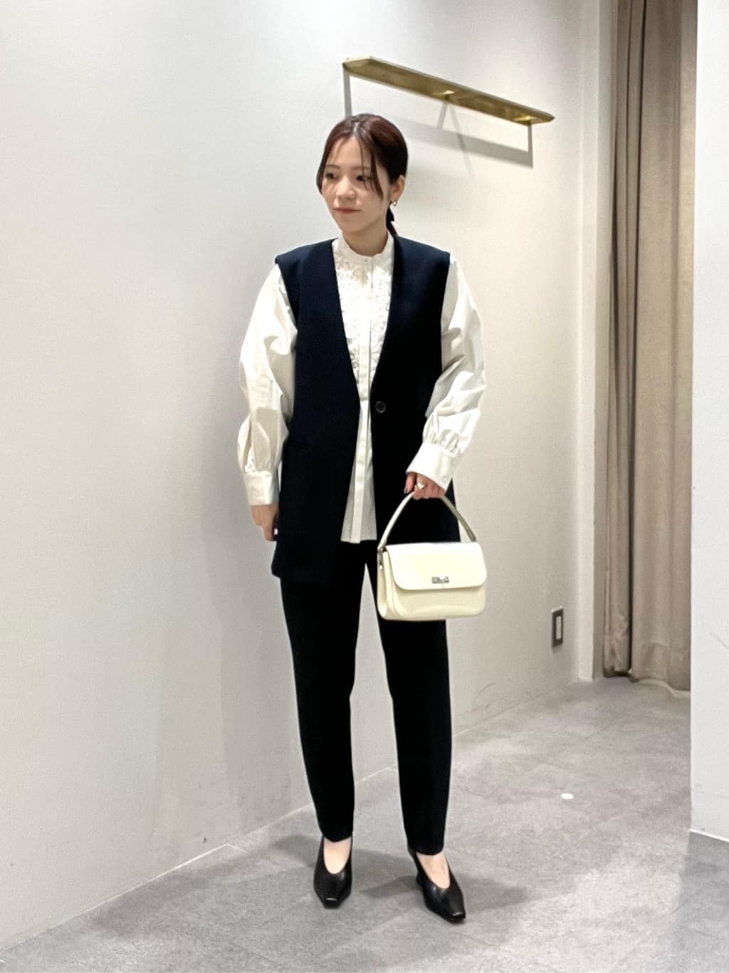 UNITED ARROWS | SPONGY タック テーパードパンツ | Rakuten Fashion