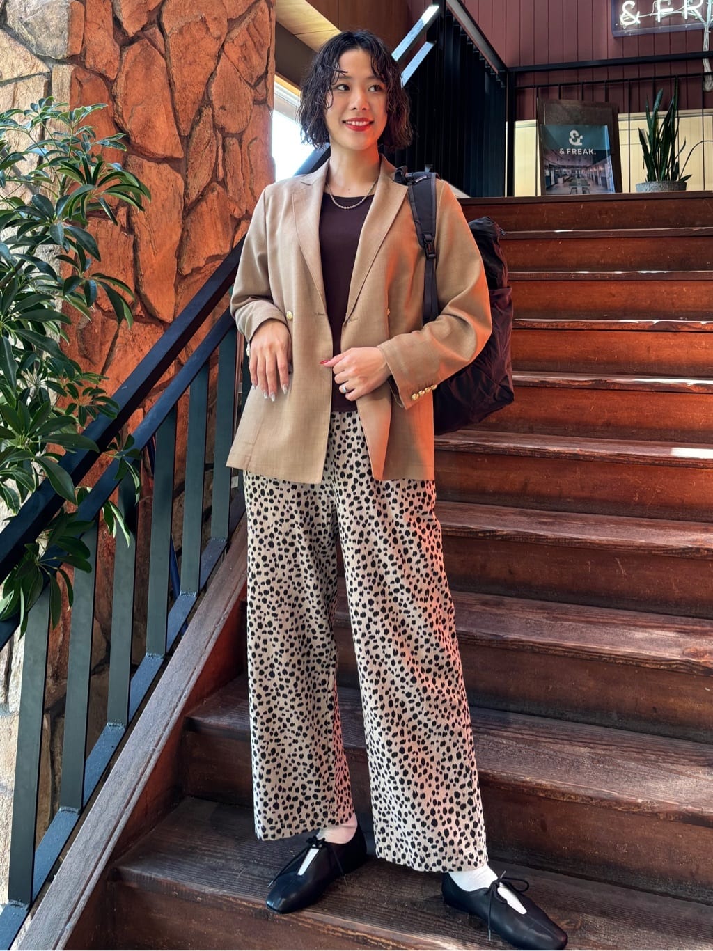 FREAK’S STOREの接触冷感/UVカット LINEN TOUCH ダブルブレストジャケットを使ったコーディネートを紹介します。｜Rakuten Fashion(楽天ファッション／旧楽天ブランドアベニュー)6938364