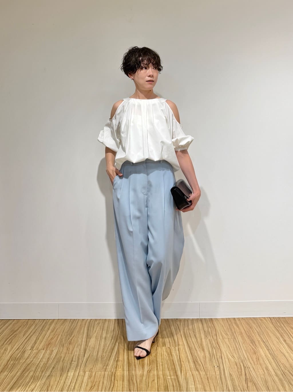 Whim Gazette | 【THE PAUSE】オープンショルダーブラウス | Rakuten