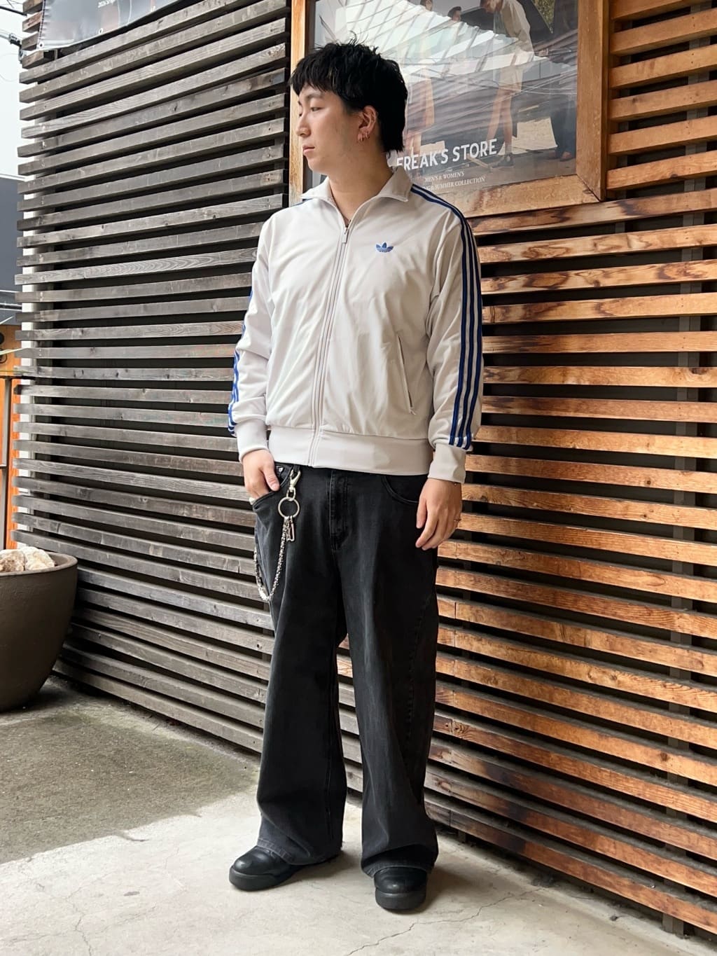 FREAK’S STOREのコーディネートを紹介します。｜Rakuten Fashion(楽天ファッション／旧楽天ブランドアベニュー)6943982