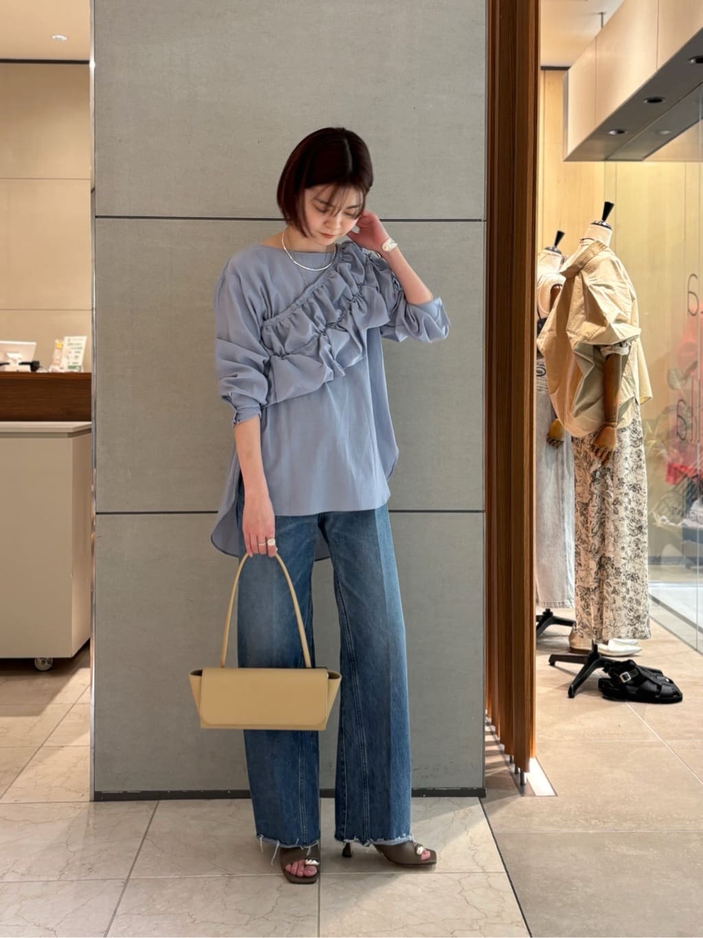 GALLARDAGALANTEの【リバイバル】インパッチデニムを使ったコーディネートを紹介します。｜Rakuten Fashion(楽天ファッション／旧楽天ブランドアベニュー)6948115