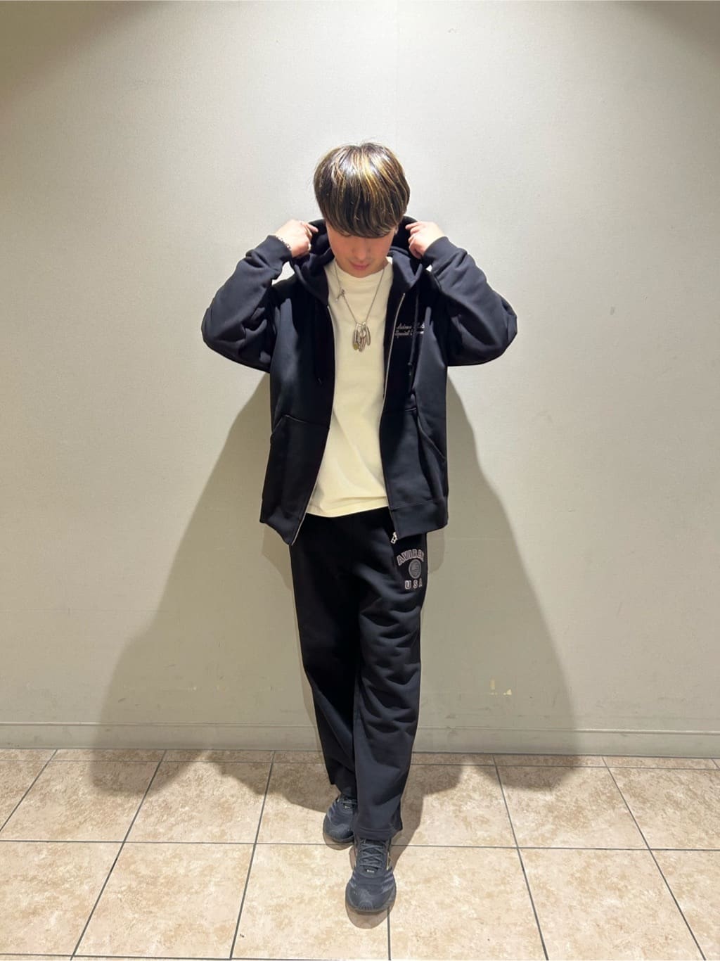 戦場ヶ原上着 AVIREX | 《直営店限定》VARSITY FLAG ZIP PARKA | Rakuten Fashion
