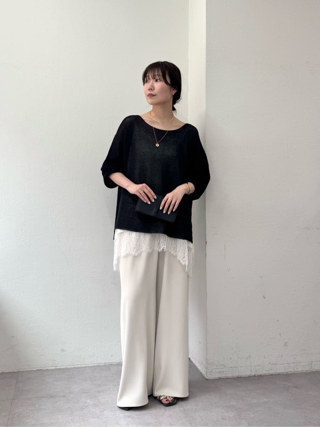 GALLARDAGALANTEの【即戦力パンツ】【3サイズ展開】ワイドイージーパンツを使ったコーディネートを紹介します。｜Rakuten Fashion(楽天ファッション／旧楽天ブランドアベニュー)6949749