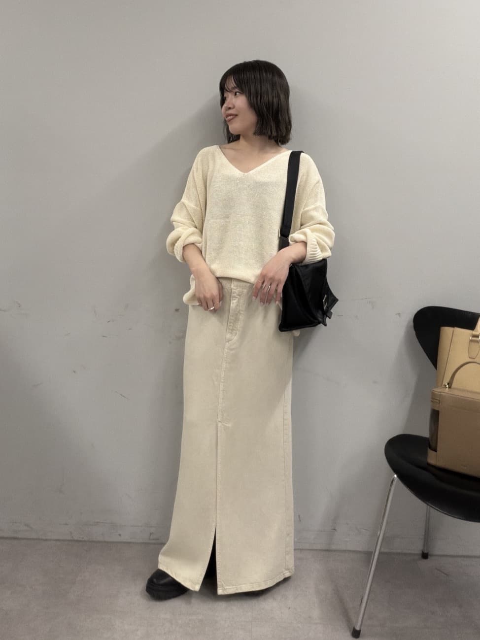 GALLARDAGALANTEの【セットアップ対応】リヨセルスリットスカートを使ったコーディネートを紹介します。｜Rakuten Fashion(楽天ファッション／旧楽天ブランドアベニュー)6950625