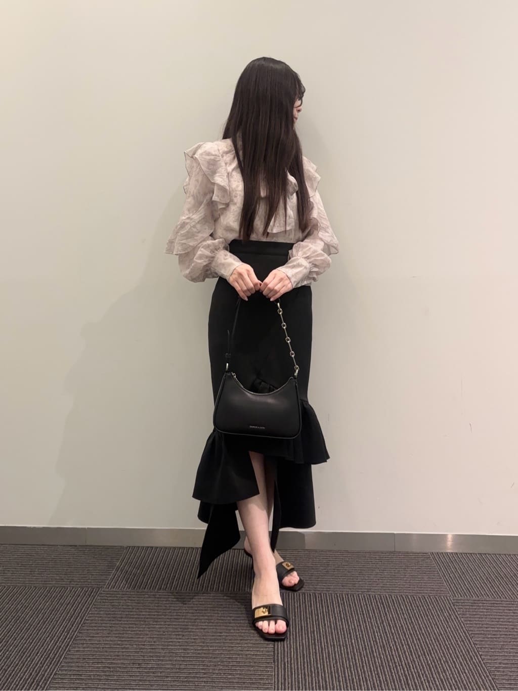 CHARLES & KEITH | Lane レーン チェーンリンクショルダーバッグ