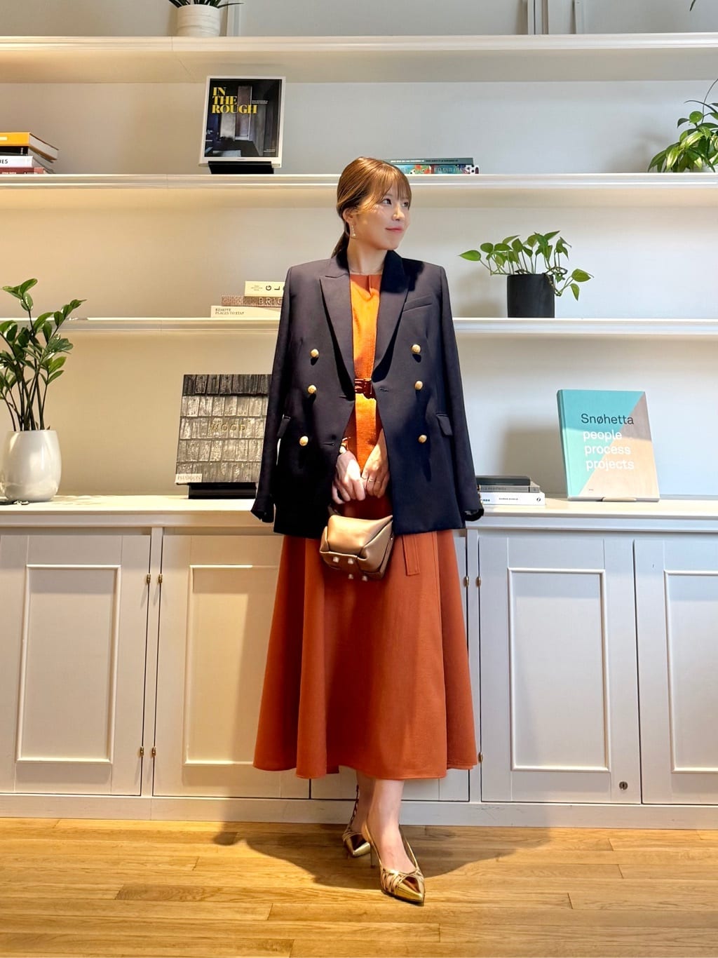 allurevilleのスクウェアデザインフレアーワンピースを使ったコーディネートを紹介します。｜Rakuten Fashion(楽天ファッション／旧楽天ブランドアベニュー)6951785