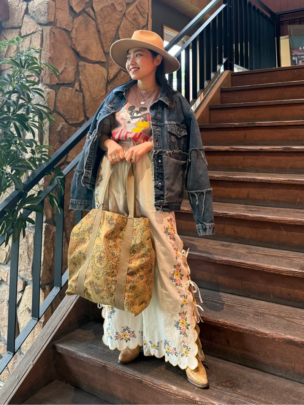 FREAK’S STOREの【MICKEY / ミッキー】ロック ビッグTシャツを使ったコーディネートを紹介します。｜Rakuten Fashion(楽天ファッション／旧楽天ブランドアベニュー)6951796