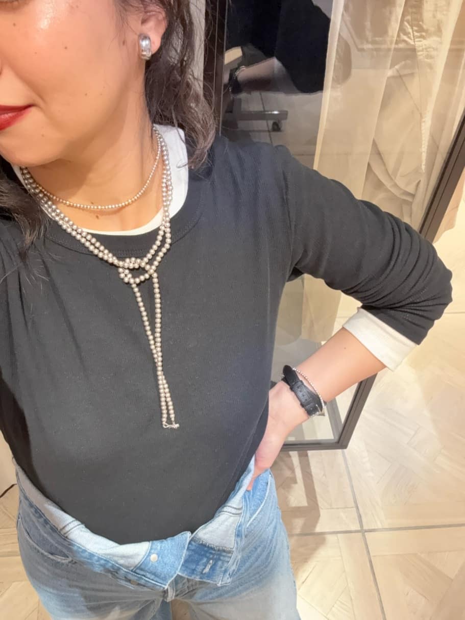 ear PAPILLONNERの《スターリングシルバー使用》縞々ナバホパール3×35ネックレスを使ったコーディネートを紹介します。｜Rakuten Fashion(楽天ファッション／旧楽天ブランドアベニュー)6957100