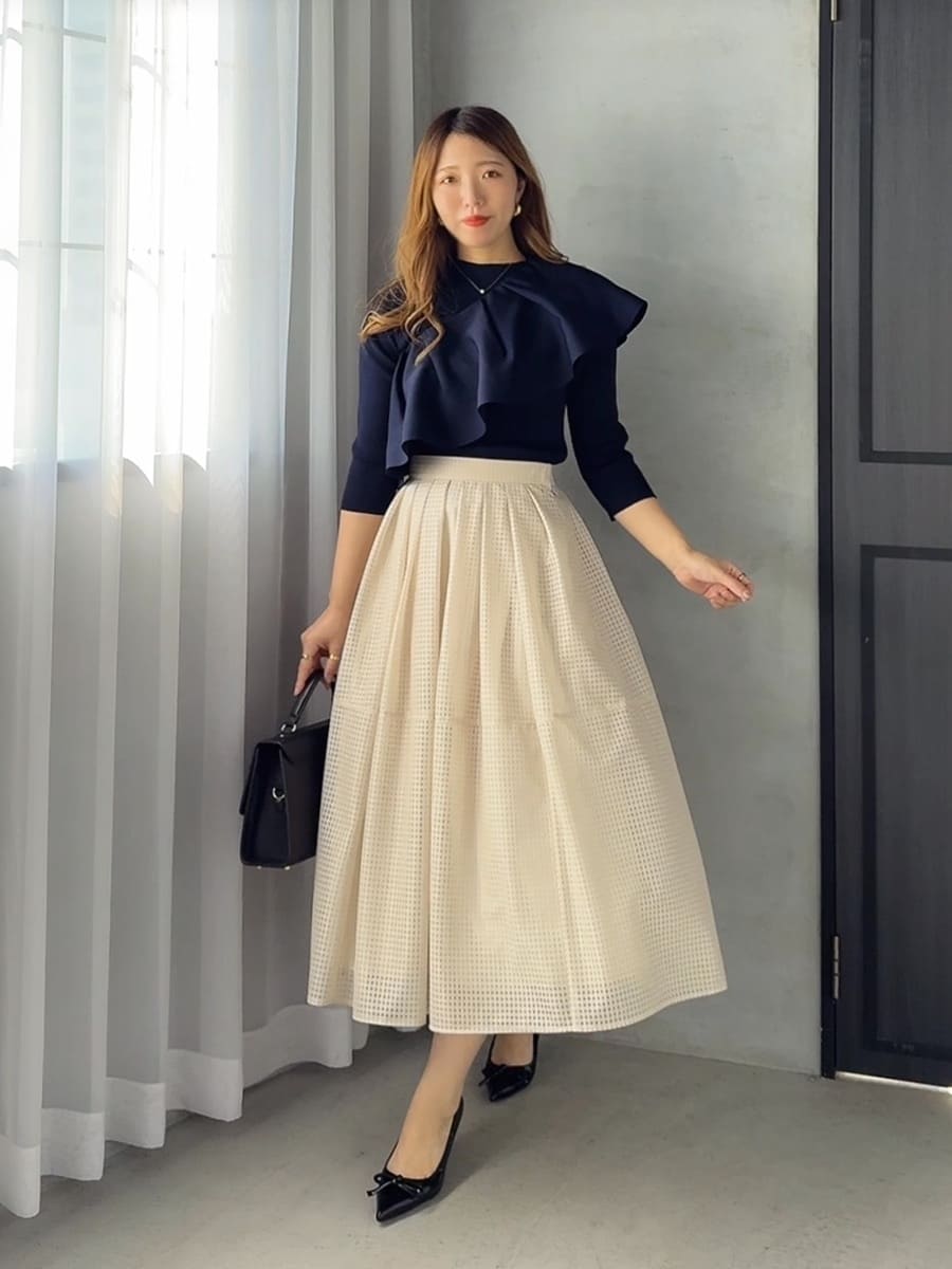 Viaggio Bluのケープ付き5wayニットを使ったコーディネートを紹介します。｜Rakuten Fashion(楽天ファッション／旧楽天ブランドアベニュー)6962834