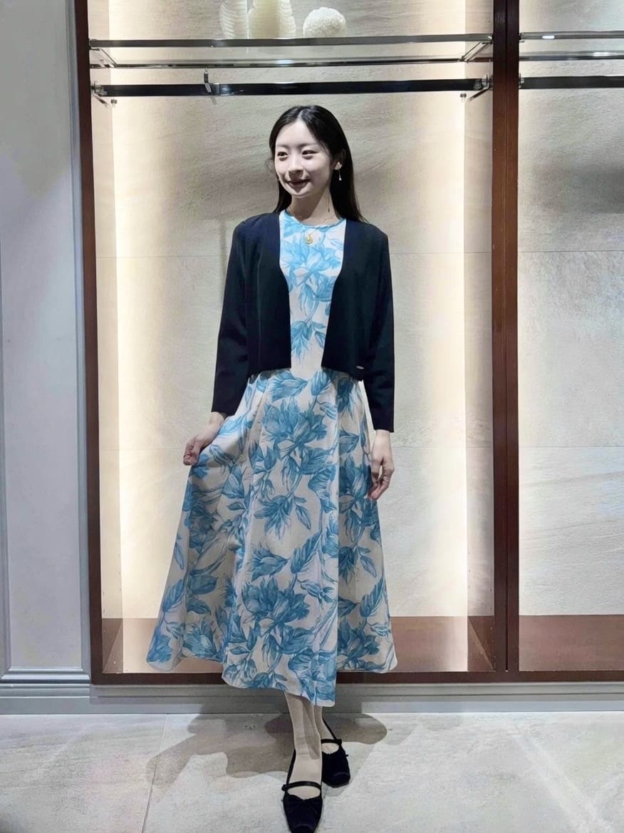 Viaggio Bluの【WEB限定カラーあり】リネンライクフラワーワンピースを使ったコーディネートを紹介します。｜Rakuten Fashion(楽天ファッション／旧楽天ブランドアベニュー)6965867