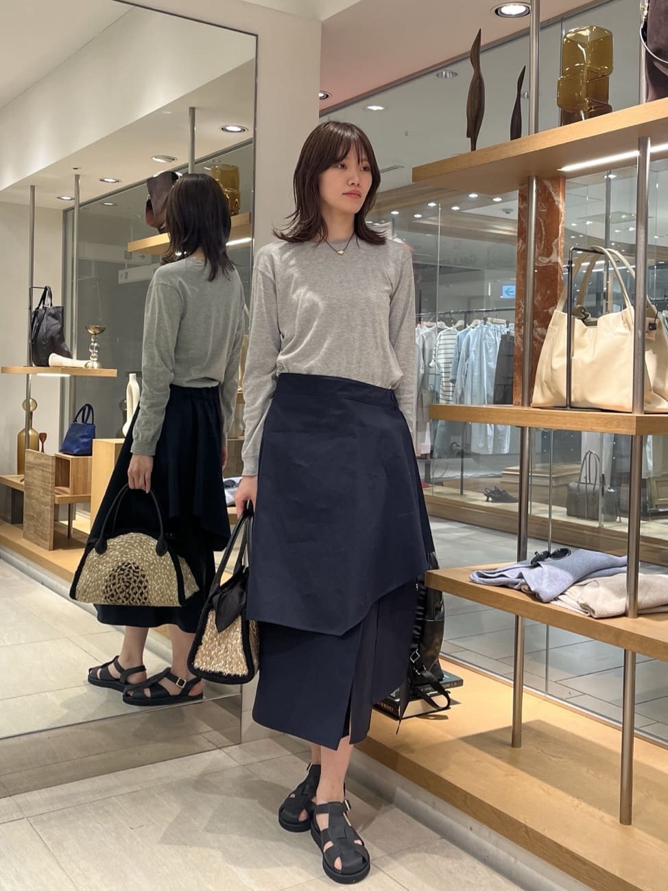 GALLARDAGALANTEの【Jhuri Shate】ハーフサークルバッグ/Lを使ったコーディネートを紹介します。｜Rakuten Fashion(楽天ファッション／旧楽天ブランドアベニュー)6966076
