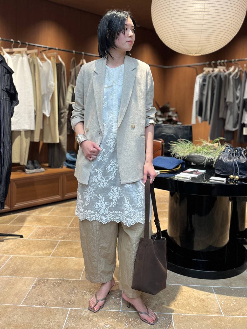 Curensologyのパナマジャケットを使ったコーディネートを紹介します。｜Rakuten Fashion(楽天ファッション／旧楽天ブランドアベニュー)6975412