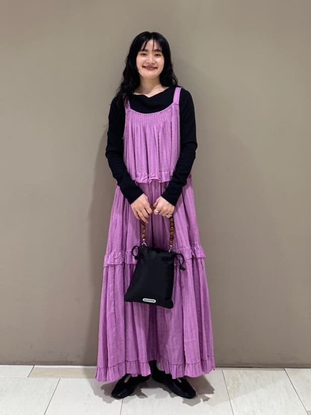 FREAK’S STOREのインド ドビー ティアード フリル キャミワンピースを使ったコーディネートを紹介します。｜Rakuten Fashion(楽天ファッション／旧楽天ブランドアベニュー)6977392