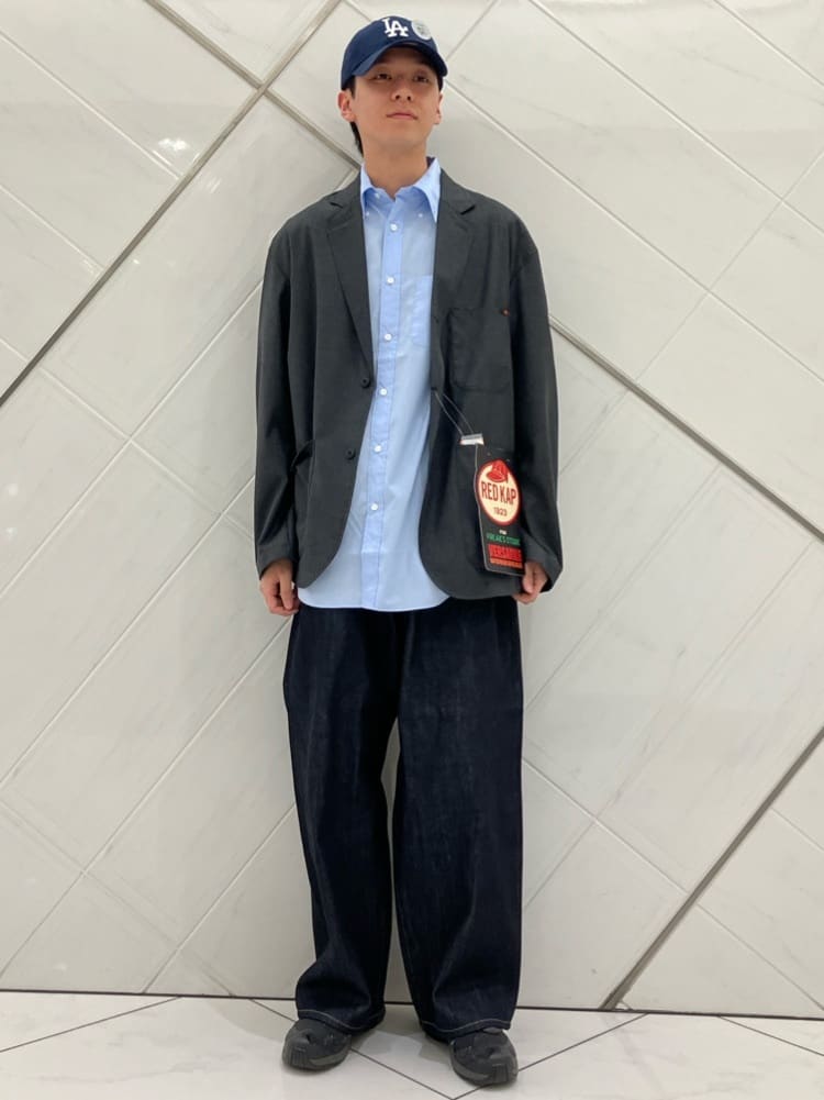 FREAK’S STOREの100双 ブロード ボタンダウンシャツ ロングスリーブ 26AWを使ったコーディネートを紹介します。｜Rakuten Fashion(楽天ファッション／旧楽天ブランドアベニュー)6981221