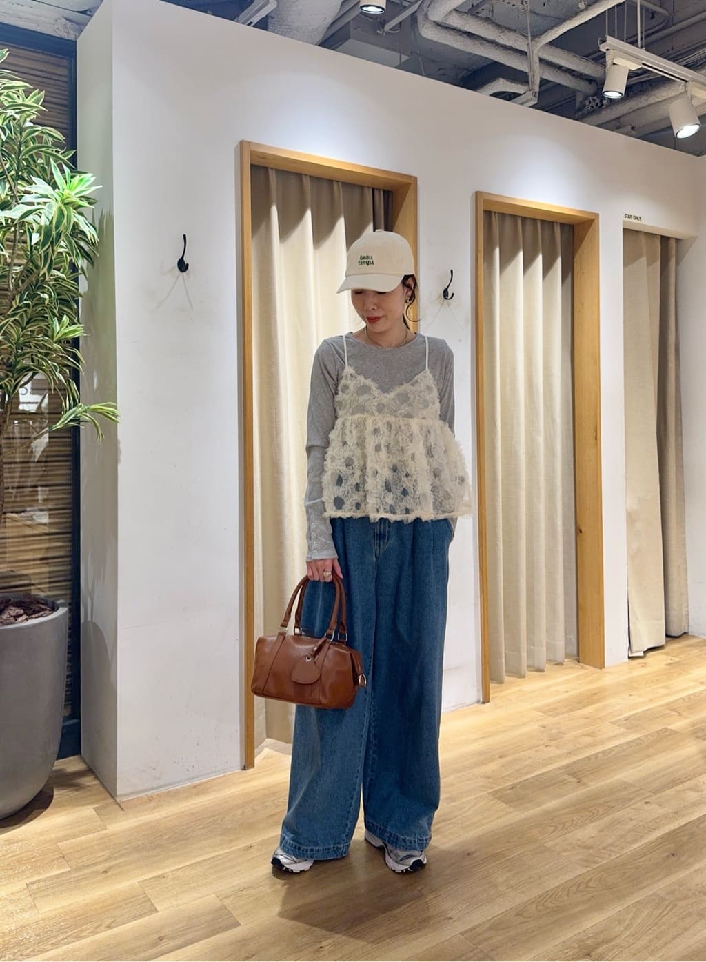 Discoat | 【umm.】立体レースキャミソール | Rakuten Fashion(楽天