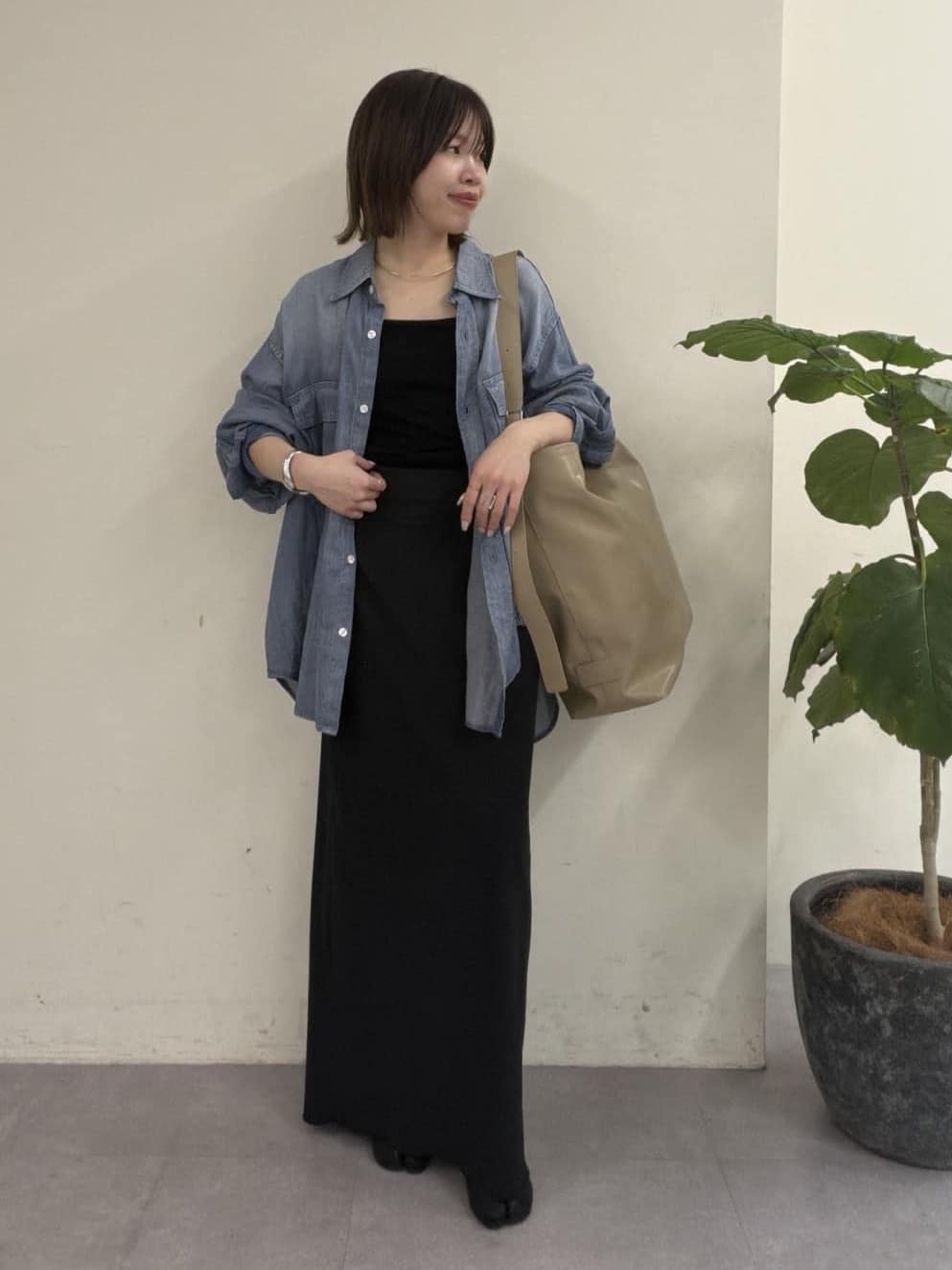 GALLARDAGALANTEの【3サイズ展開】ストレッチマキシタイトスカート2を使ったコーディネートを紹介します。｜Rakuten Fashion(楽天ファッション／旧楽天ブランドアベニュー)6985321