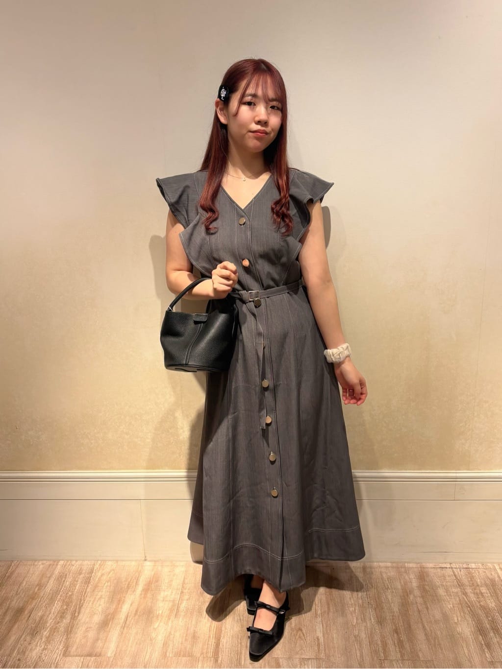 ナチュラルクチュール 配色ステッチラッフル袖ワンピース セール】〈canami〉配色ステッチラッフル袖ワンピース（ワンピース