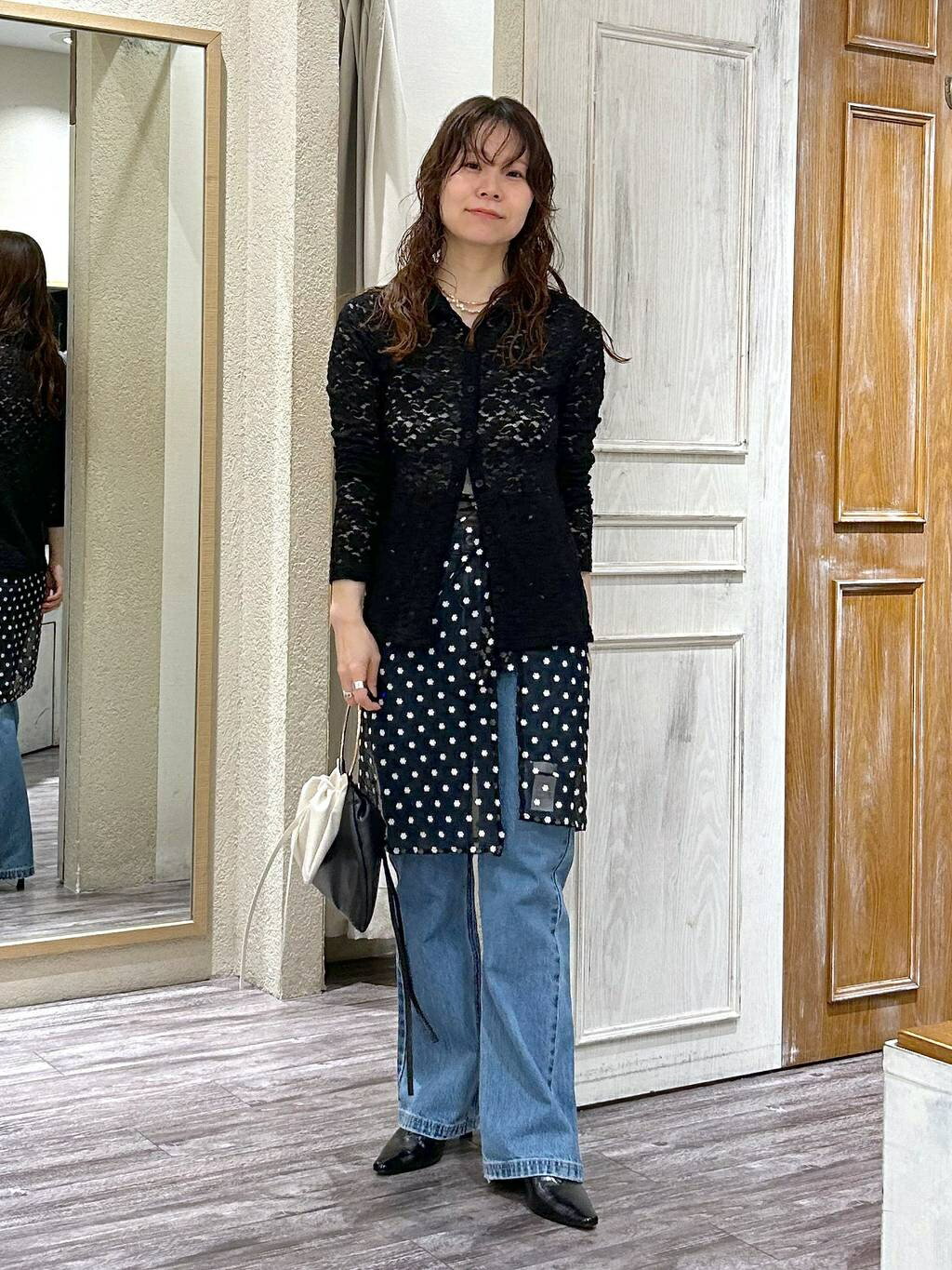 mysty womanの【WEB限定】透かしフラワーポロカーディガンを使ったコーディネートを紹介します。｜Rakuten Fashion(楽天ファッション／旧楽天ブランドアベニュー)6986573
