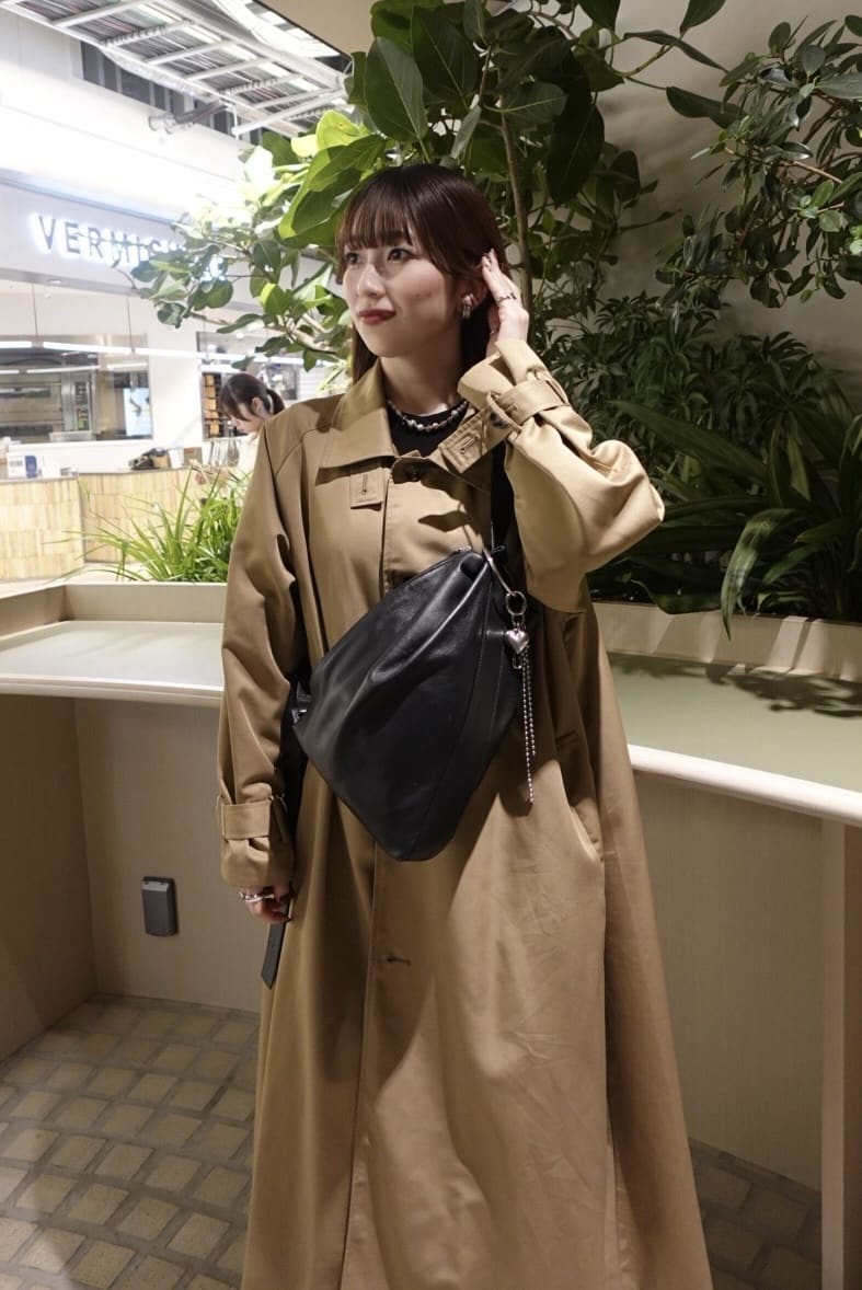 ear PAPILLONNERの《SNS総再生数800万突破!本革/軽量》2WAYレザーショルダーバッグを使ったコーディネートを紹介します。｜Rakuten Fashion(楽天ファッション／旧楽天ブランドアベニュー)6988094