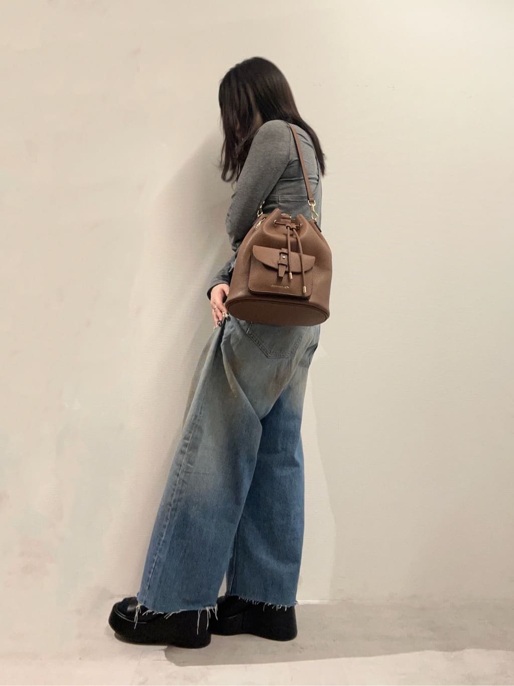 CHARLES & KEITH | Everleigh エベルレイ ジップアラウンドカード
