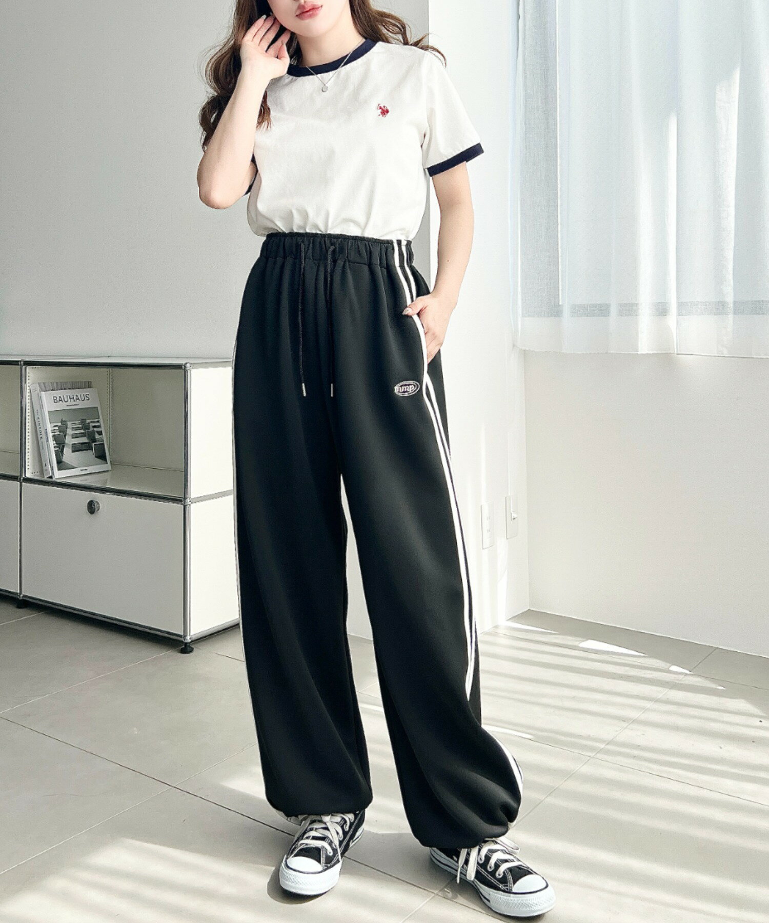 moment+ | ロゴ刺繍トラックジャージパンツ | Rakuten Fashion(楽天