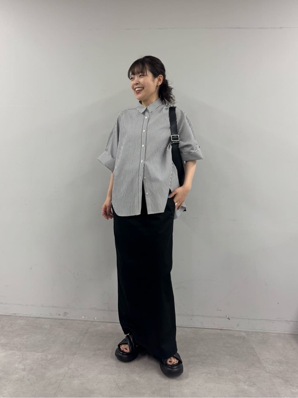GALLARDAGALANTEのハーフスリーブシャツを使ったコーディネートを紹介します。｜Rakuten Fashion(楽天ファッション／旧楽天ブランドアベニュー)6998453