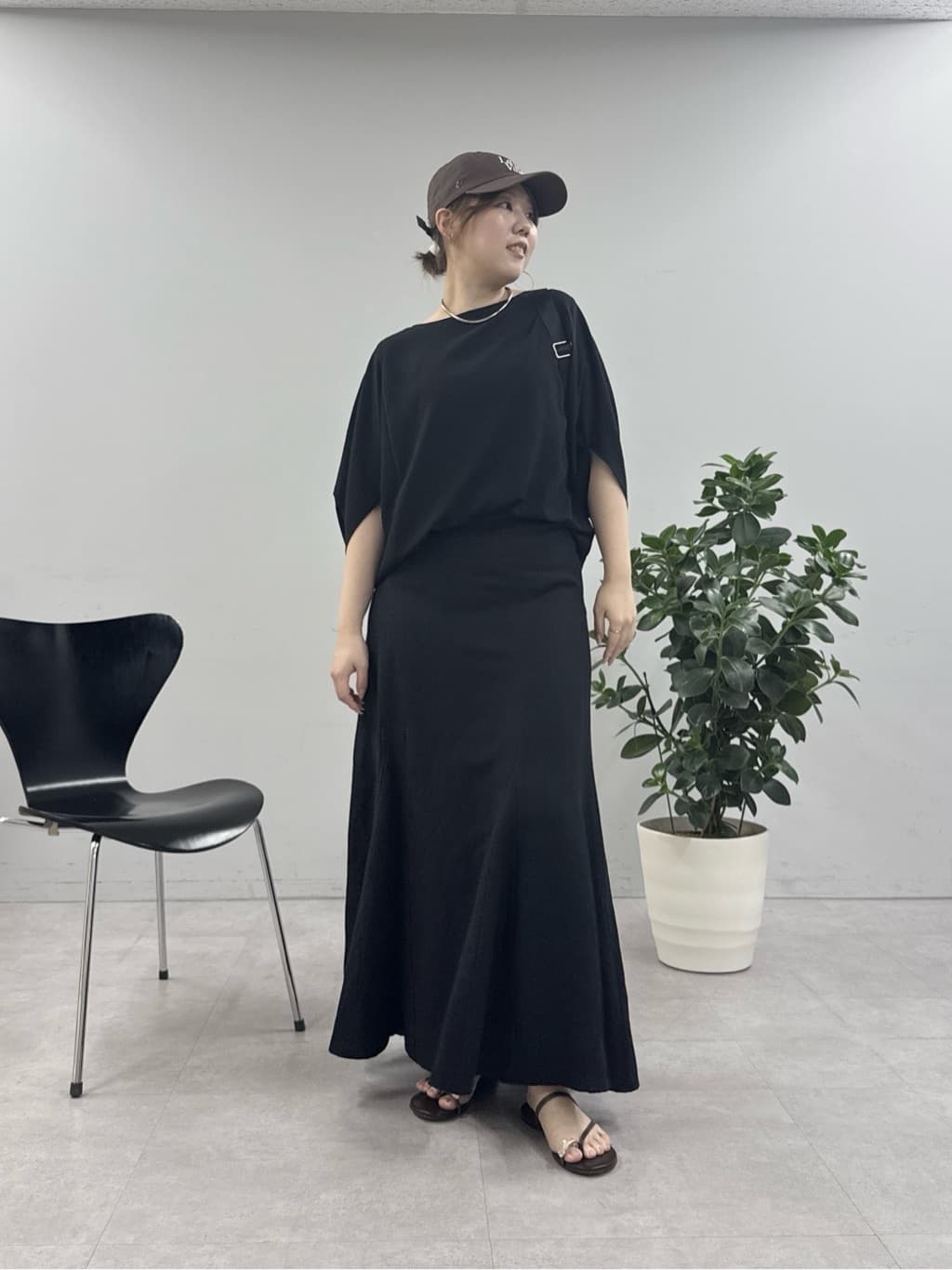 GALLARDAGALANTEのロゴキャップ【La villa】を使ったコーディネートを紹介します。｜Rakuten Fashion(楽天ファッション／旧楽天ブランドアベニュー)6998662