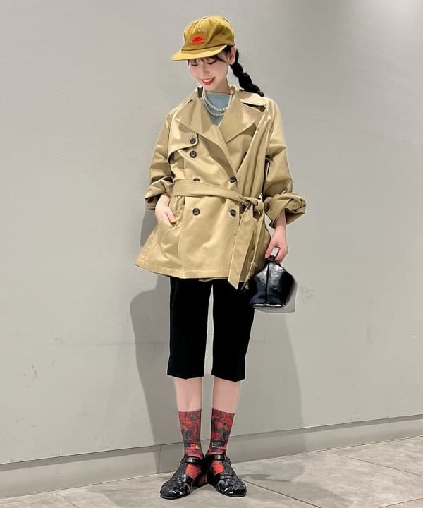 BEAMS WOMEN | オーバーサイズ ハーフ トレンチ コート 26SS