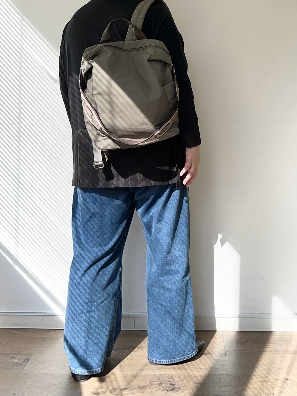 ear PAPILLONNERの裾シアーロングTシャツ【SUM1 STYLE】を使ったコーディネートを紹介します。｜Rakuten Fashion(楽天ファッション／旧楽天ブランドアベニュー)7012939