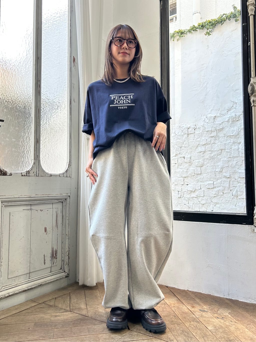 FREAK’S STOREのフロント ロゴ 刺繍 Tシャツ 限定展開を使ったコーディネートを紹介します。｜Rakuten Fashion(楽天ファッション／旧楽天ブランドアベニュー)7016443