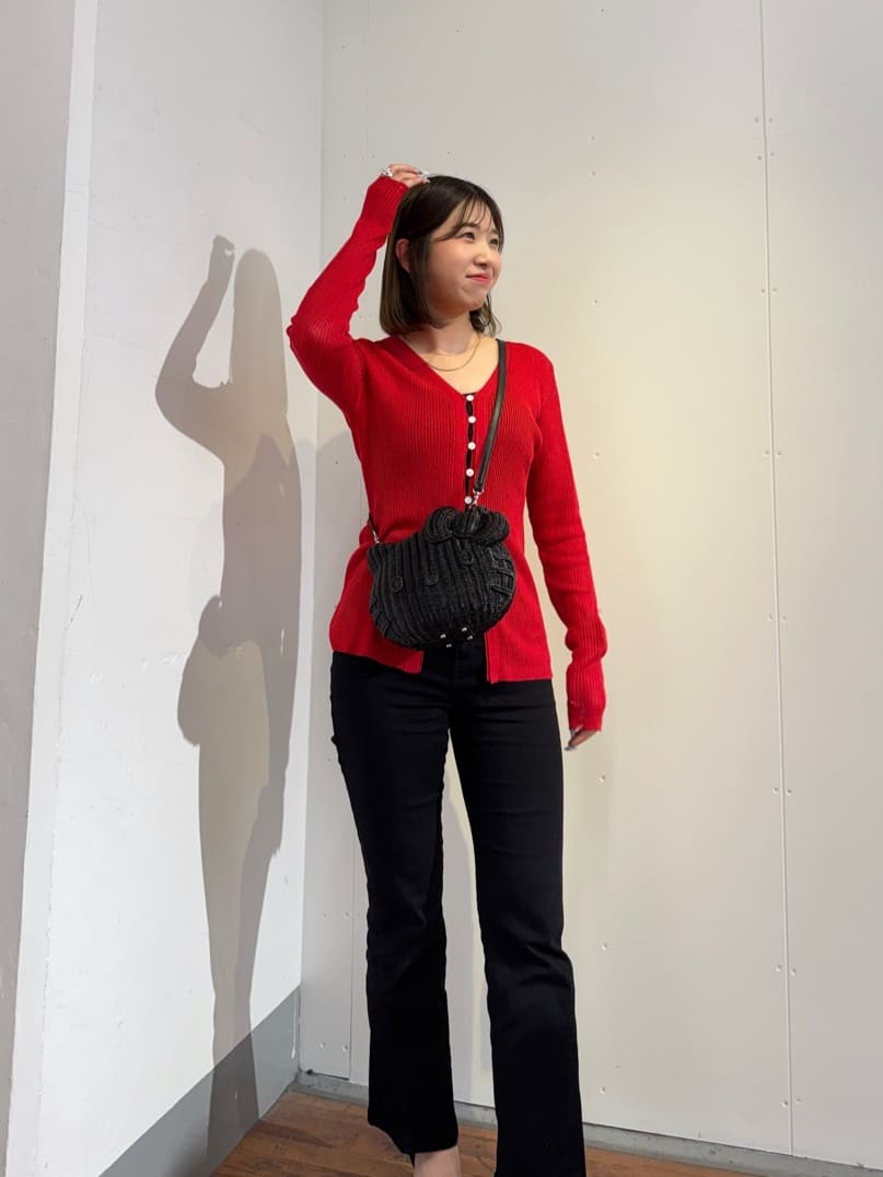 ear PAPILLONNERの《uchida企画》Vネックリブカーディガン【SUM1 STYLE】を使ったコーディネートを紹介します。｜Rakuten Fashion(楽天ファッション／旧楽天ブランドアベニュー)6973086