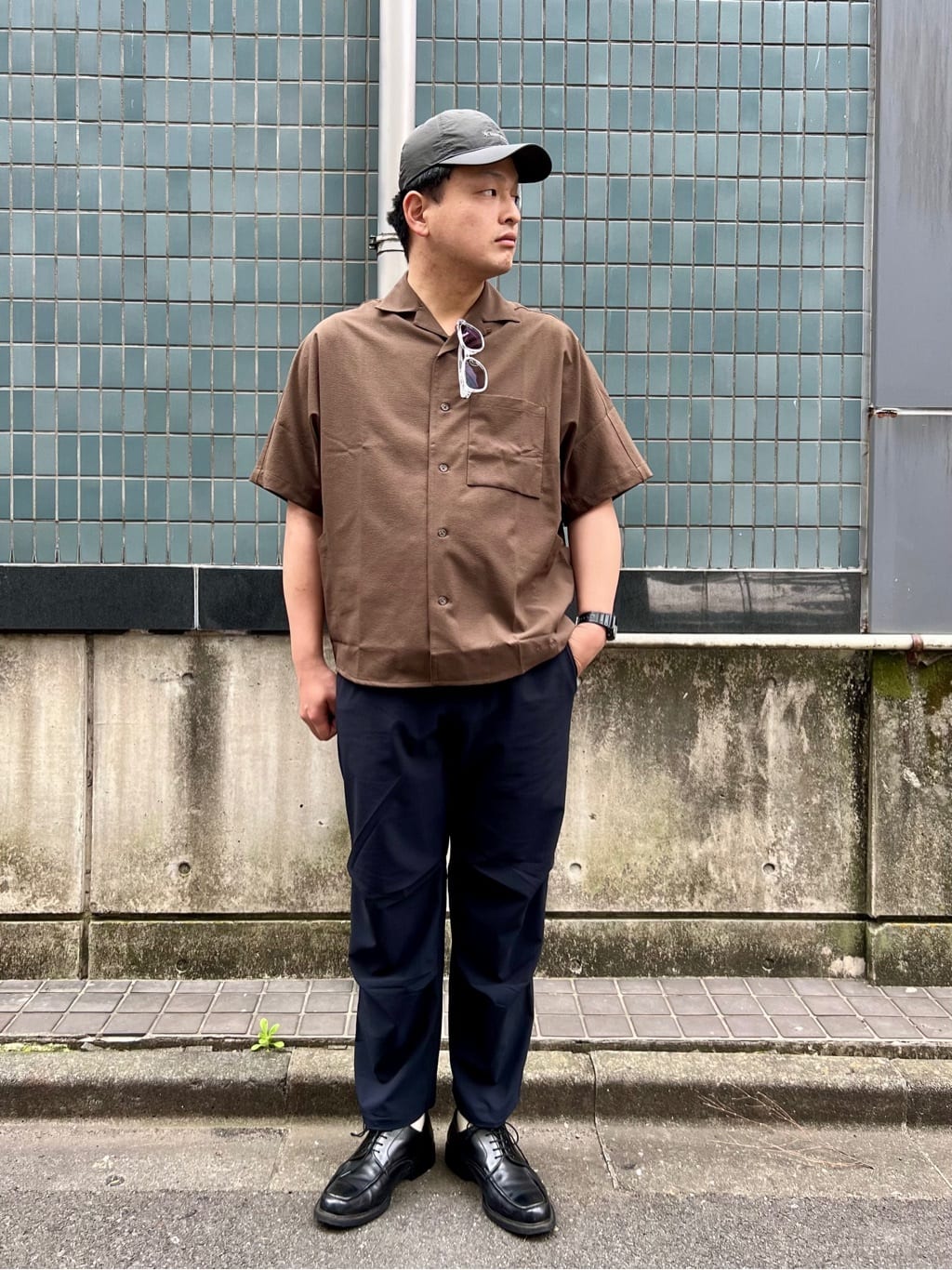 Snow PeakのAiro Short Sleeve Shirtを使ったコーディネートを紹介します。｜Rakuten Fashion(楽天ファッション／旧楽天ブランドアベニュー)7018625