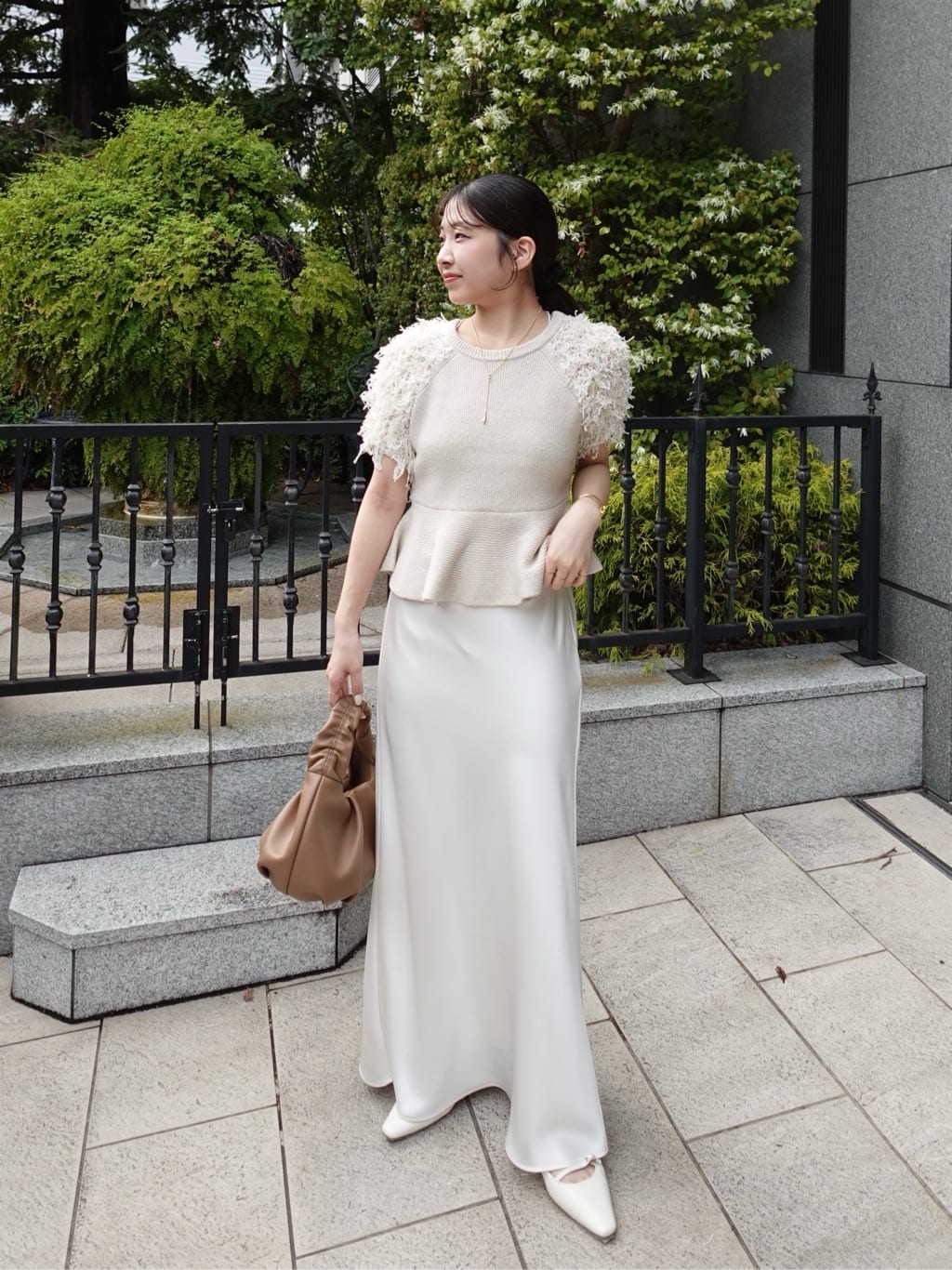 CAPRICIEUX LE'MAGE | フリンジペプラムニット | Rakuten Fashion(楽天