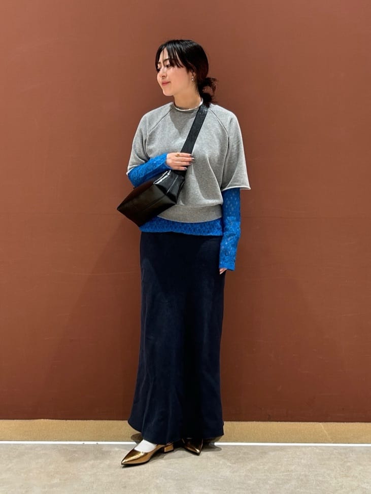 ユナイテッドアローズ　レースアレンジプルオーバー　ネイビー UNITED ARROWS LTD. OUTLET | フラワーレース プルオーバー | Rakuten