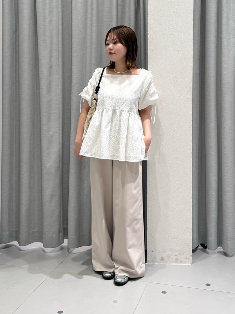 NATURAL BEAUTY BASIC | ドロストギャザースリーブブラウス | Rakuten