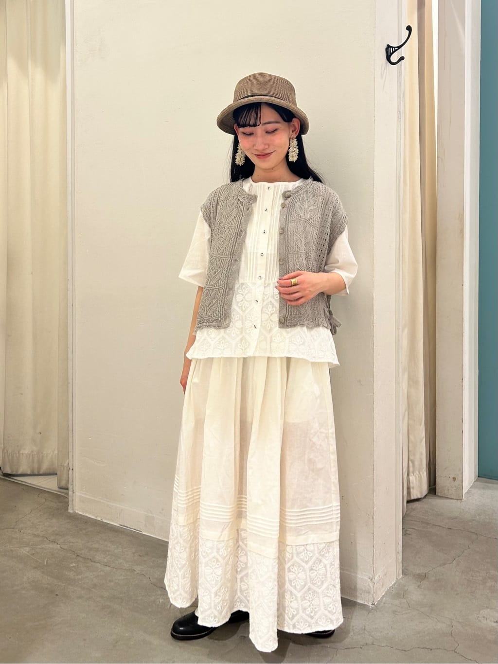 Samansa Mos2 | 裾切替オーバーレースブラウス | Rakuten Fashion(楽天