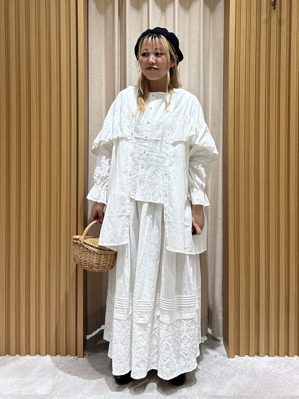 Samansa Mos2 | 裾切替オーバーレースブラウス | Rakuten Fashion(楽天