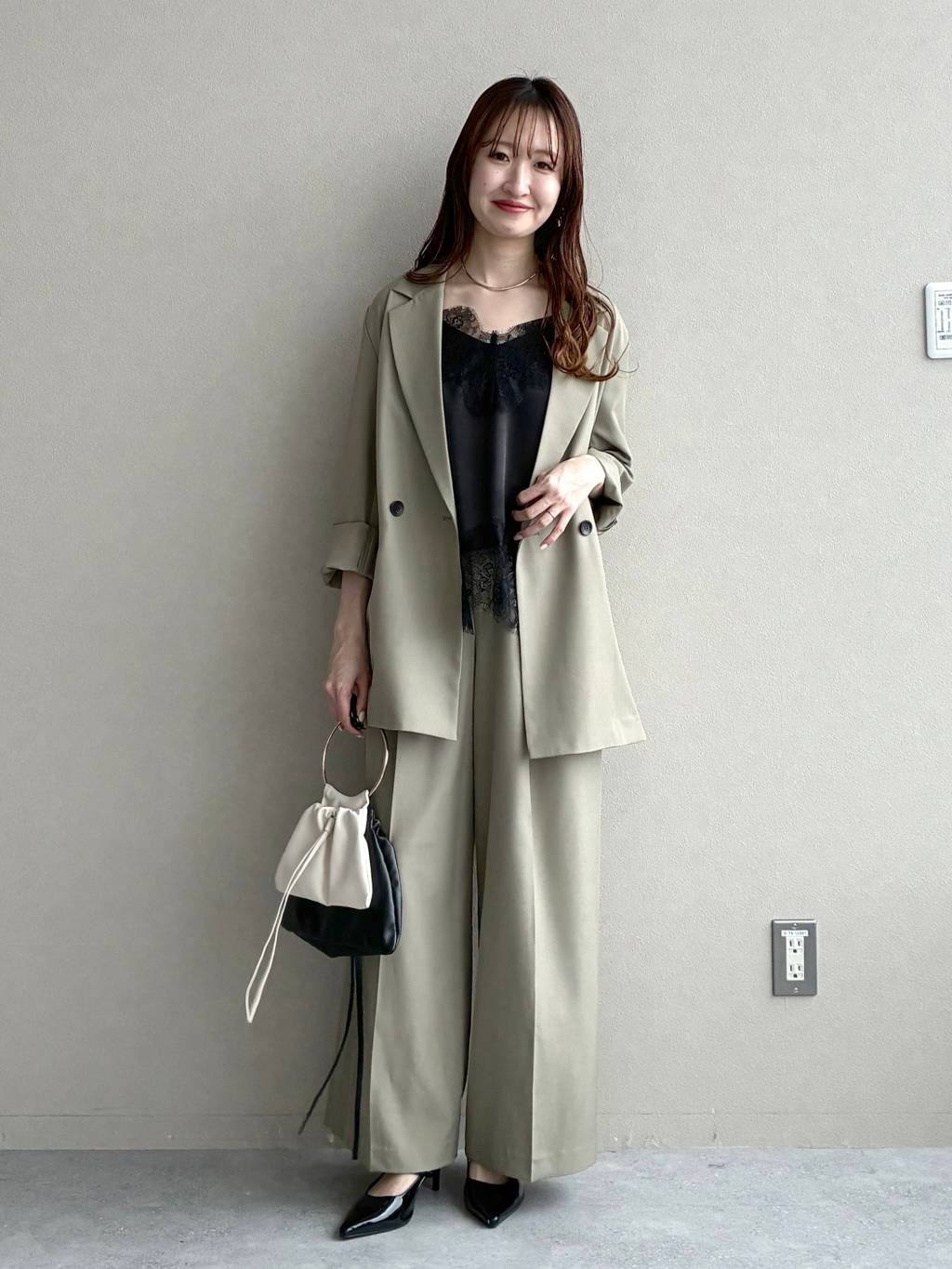 mysty womanのダブルブレストテーラージャケットを使ったコーディネートを紹介します。｜Rakuten Fashion(楽天ファッション／旧楽天ブランドアベニュー)7028595