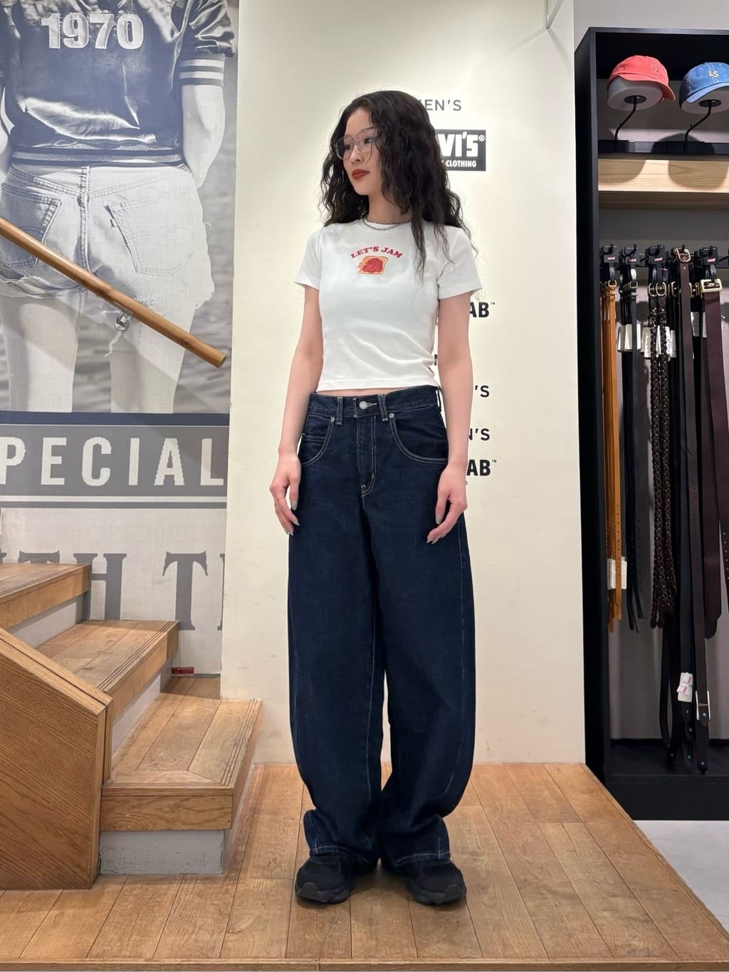 Levi's | SUPER BAGGY バレルジーンズ ダークインディゴ | Rakuten