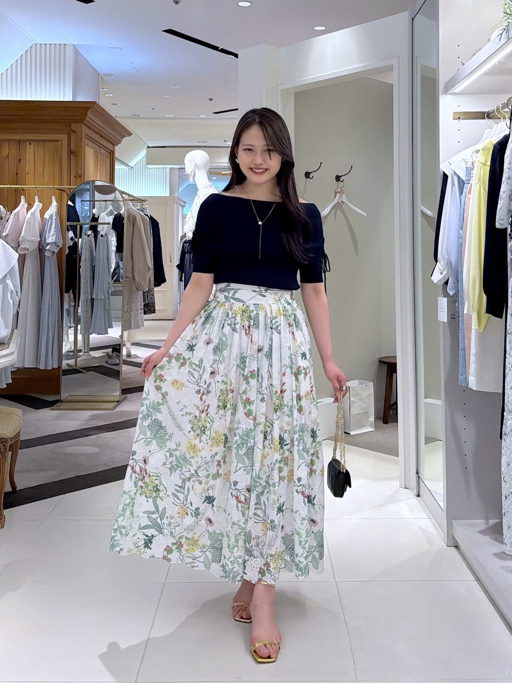La boutique BonBon | 【再販決定!】エンブロイダリーフラワープリント
