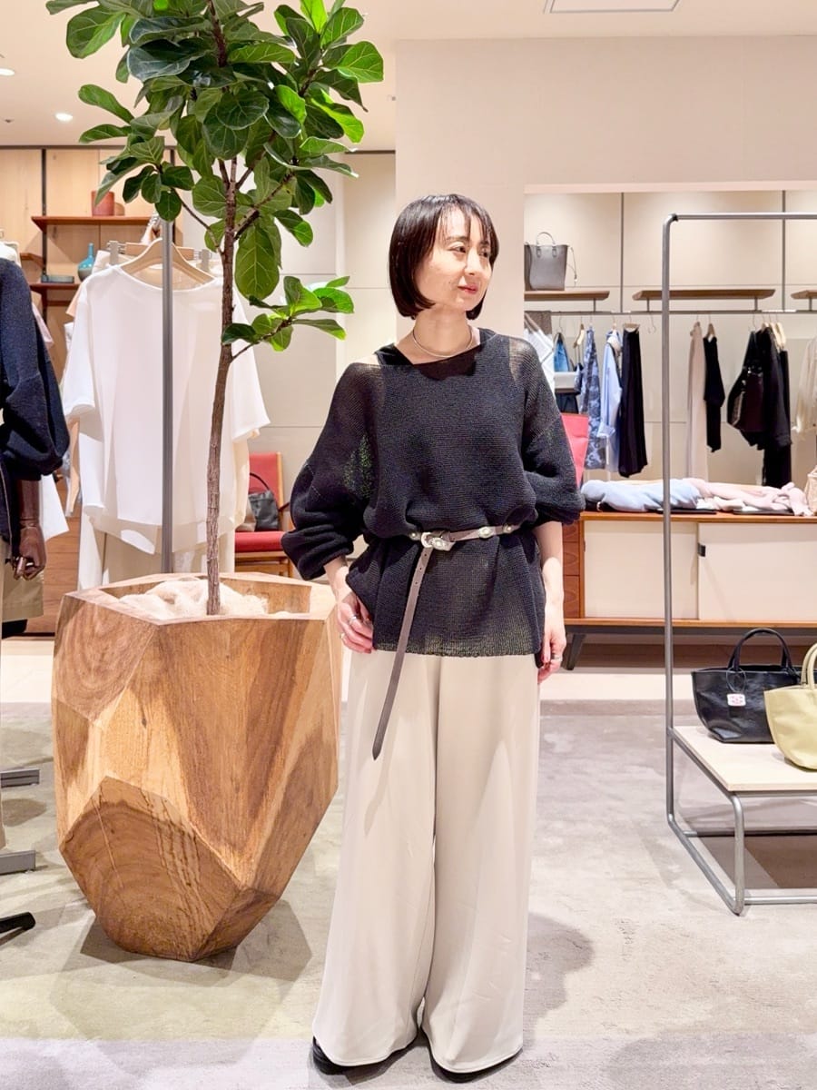 GALLARDAGALANTEのペーパーヤーンメッシュニットを使ったコーディネートを紹介します。｜Rakuten Fashion(楽天ファッション／旧楽天ブランドアベニュー)7031525