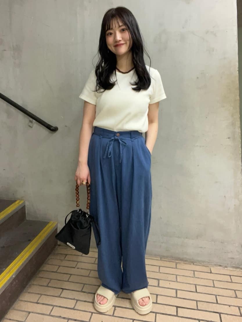 FREAK’S STOREの限定展開 W GOLDENGLOWを使ったコーディネートを紹介します。｜Rakuten Fashion(楽天ファッション／旧楽天ブランドアベニュー)7032848