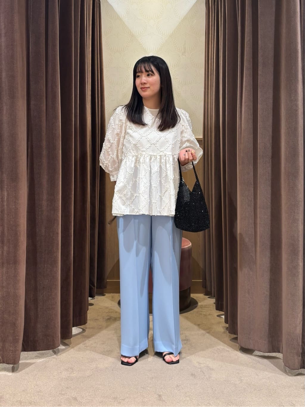 UNITED ARROWS | エンブロイダリー フリル トップス | Rakuten Fashion