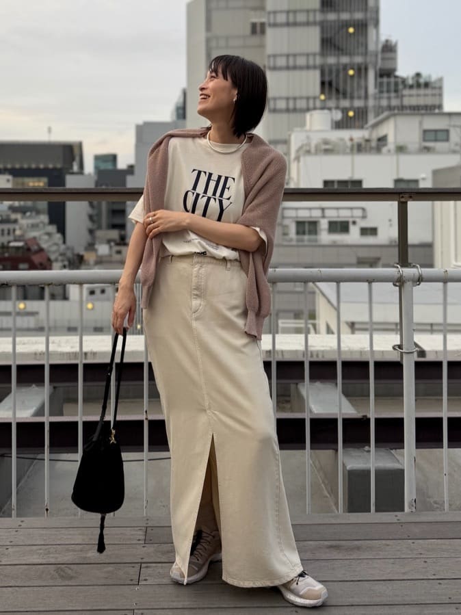 GALLARDAGALANTEの【セットアップ対応】リヨセルスリットスカートを使ったコーディネートを紹介します。｜Rakuten Fashion(楽天ファッション／旧楽天ブランドアベニュー)7036360